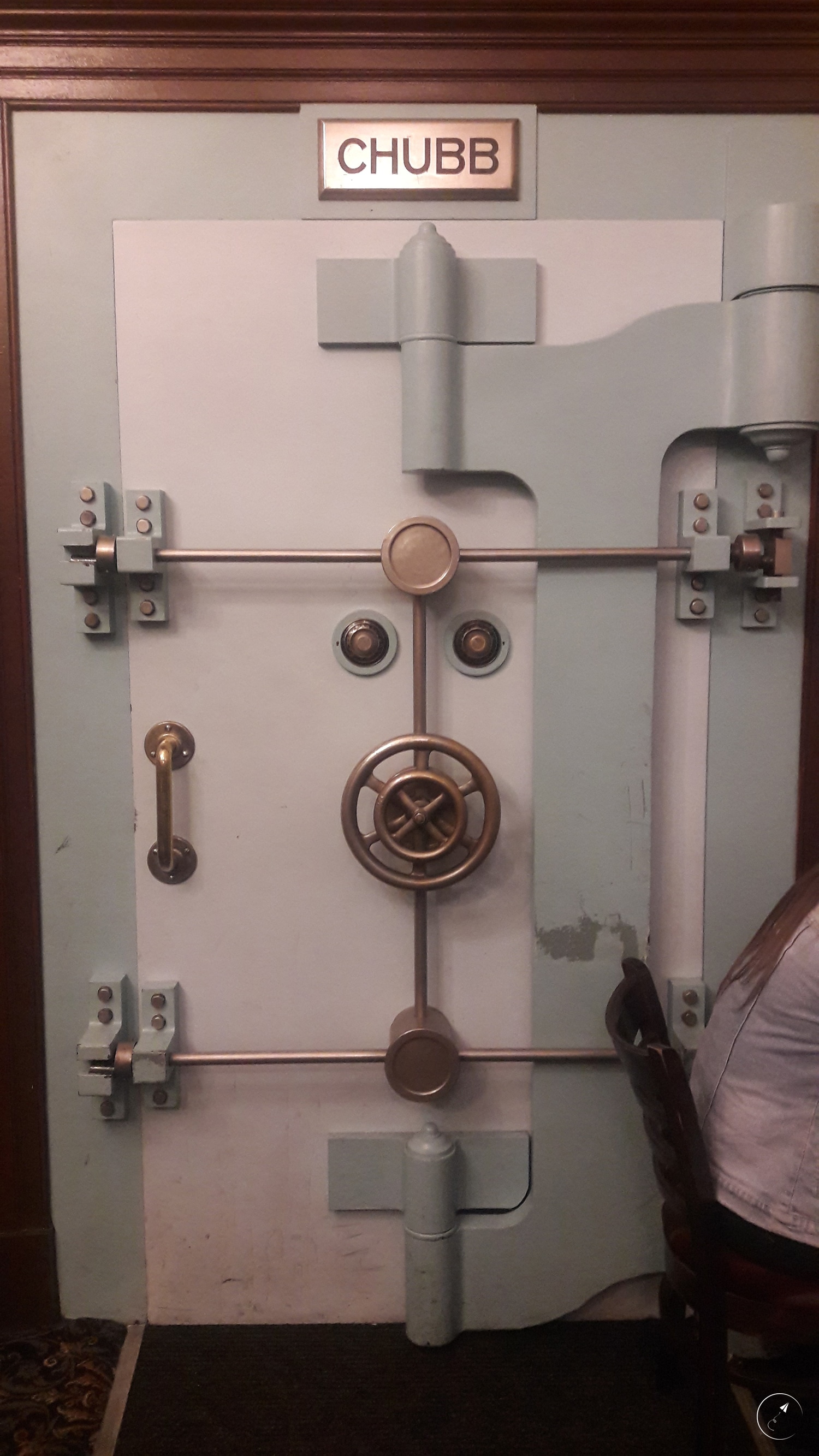 Edinburgh (diary post 5) standing order safe - photo