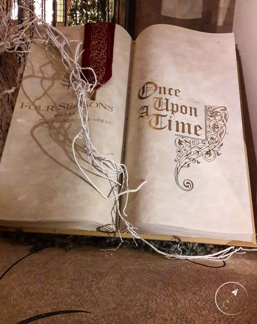 6+1 λόγοι που λάτρεψα τη Βουδαπέστη: Gresham palace : Μια φορά και έναν καιρό... - φωτογραφία