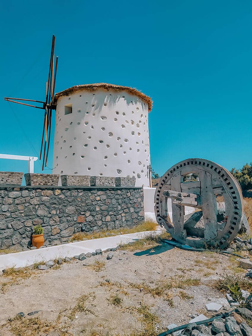 Μεγαλοχώρι ανεμόμυλο - φωτογραφία