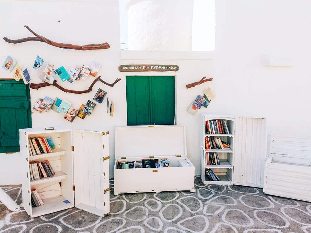 Ανοιχτή δανειστική βιβλιοθήκη - φωτογραφία