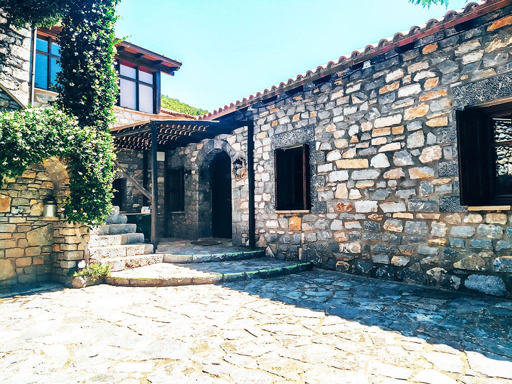 Αυλή - φωτογραφία