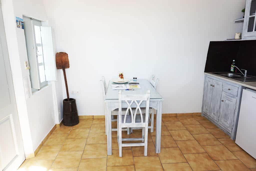 Vrachia studios τραπεζαρία - φωτογραφία